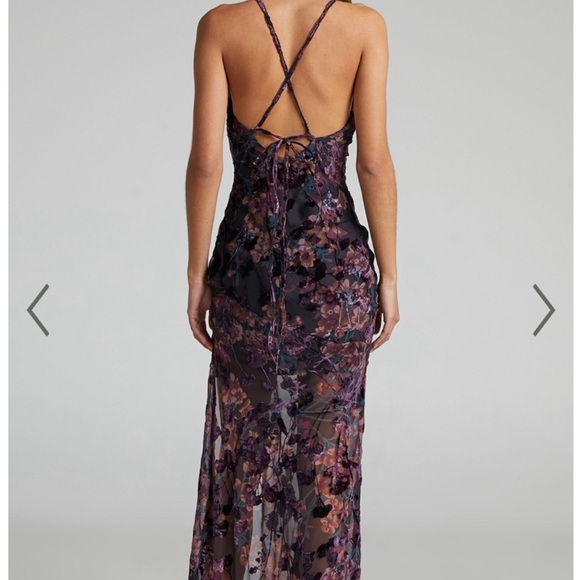 Revolve Showpo Aletts floral velvet burnout maxi dress size 4 - Picture 2 of 15